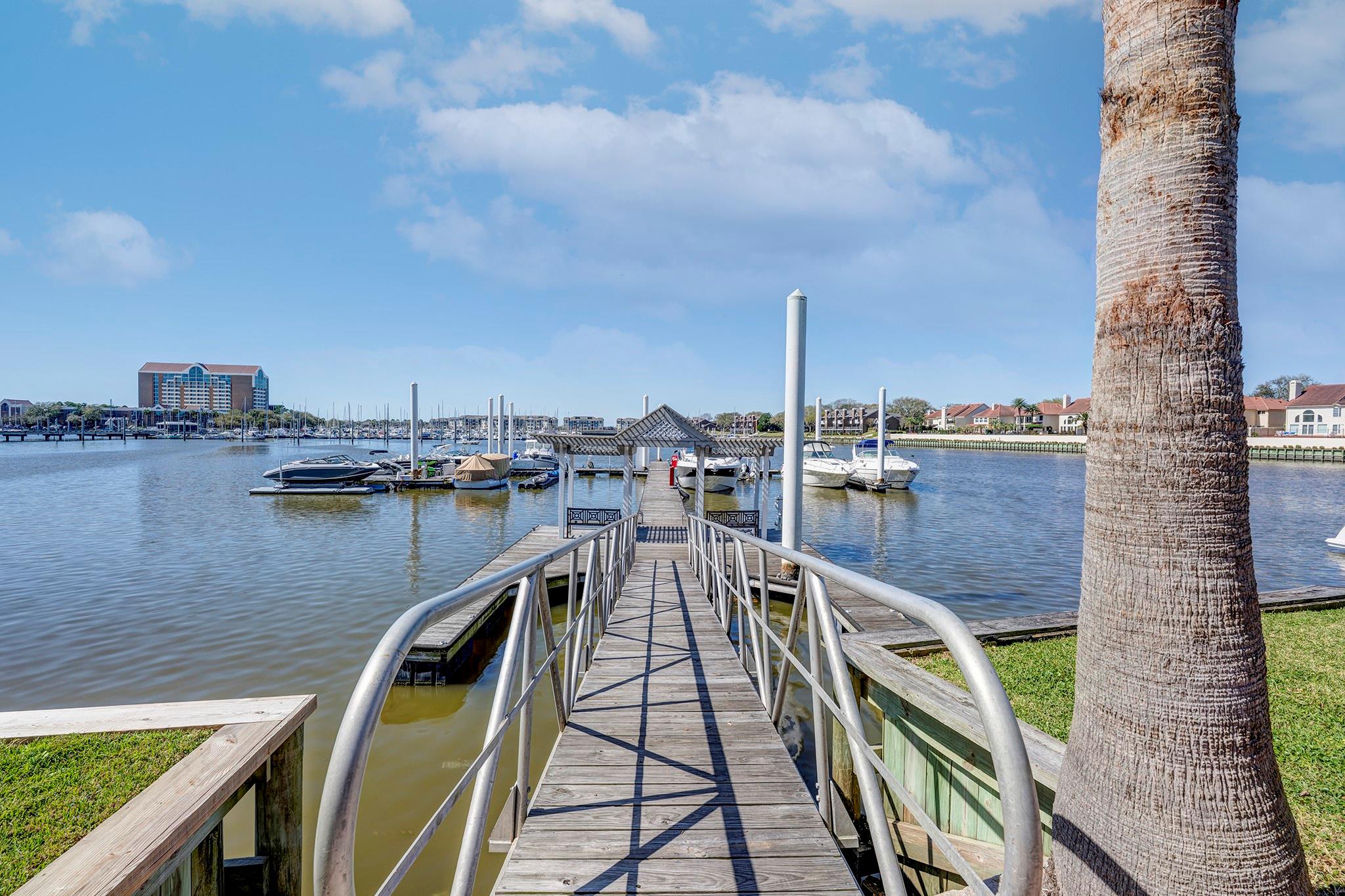 1410 Oceanside Lane