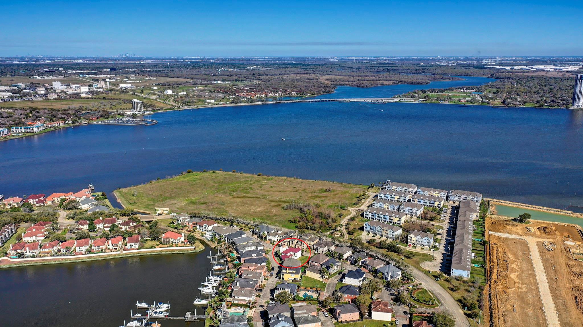 1410 Oceanside Lane