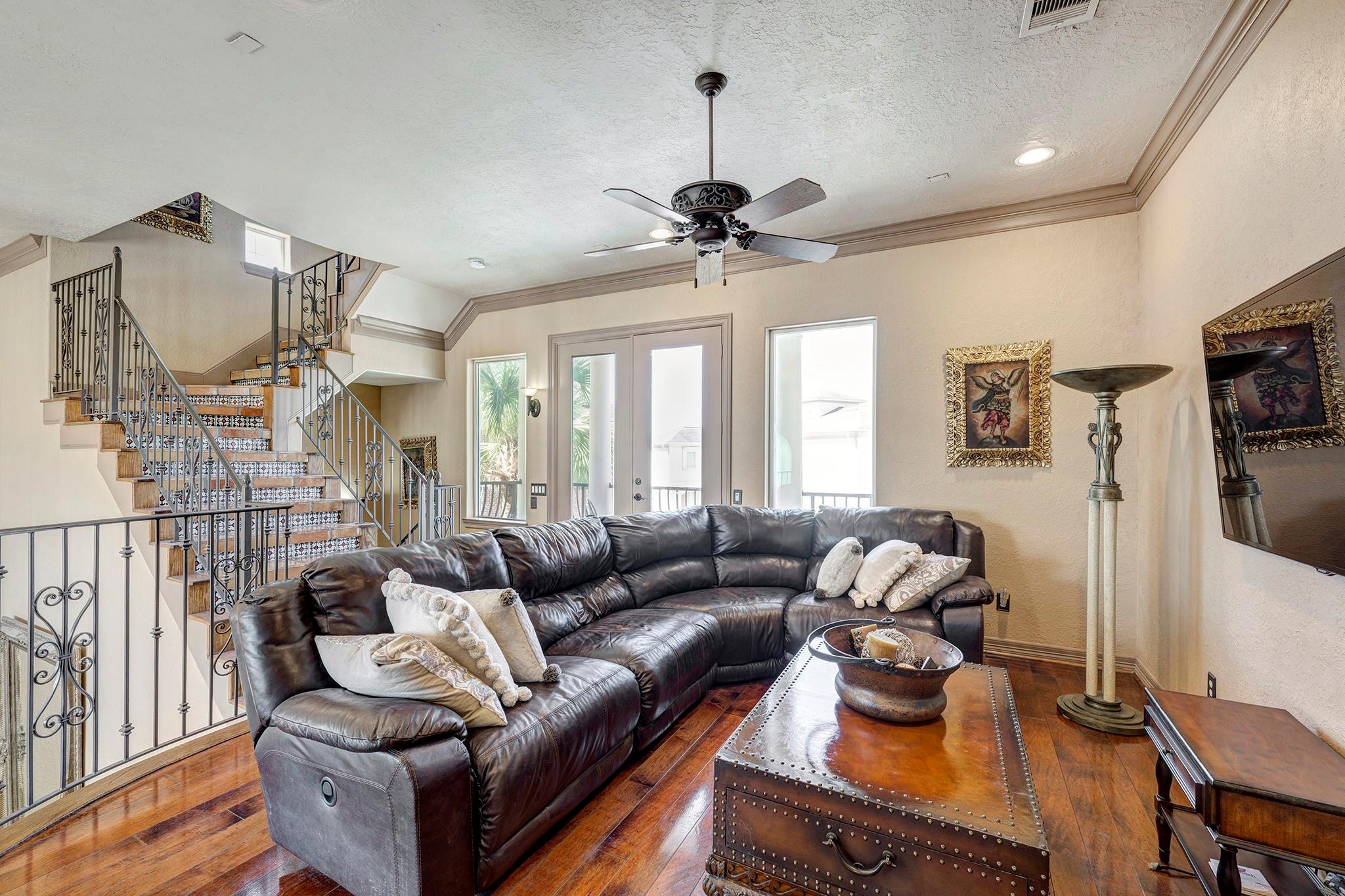 1410 Oceanside Lane