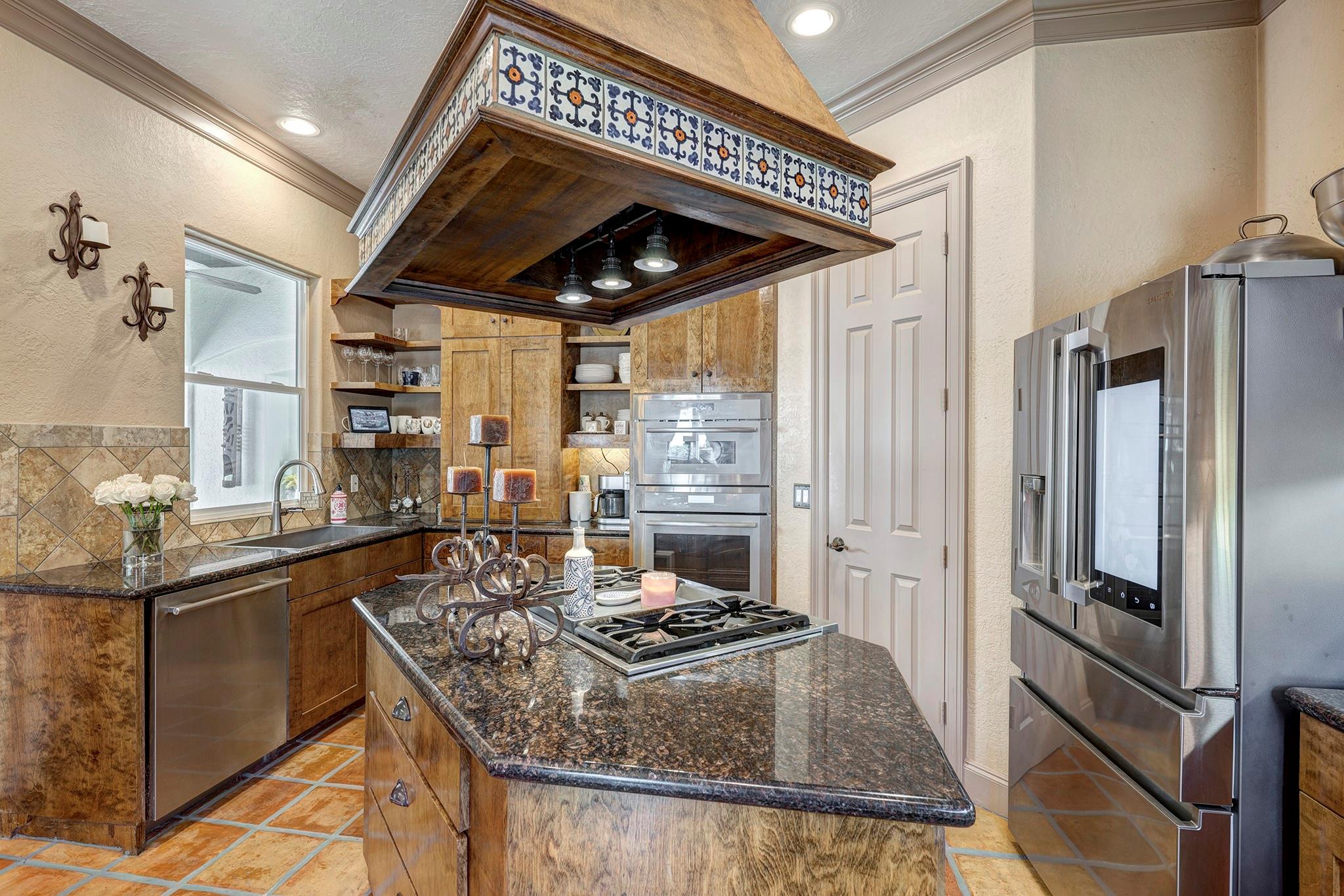 1410 Oceanside Lane