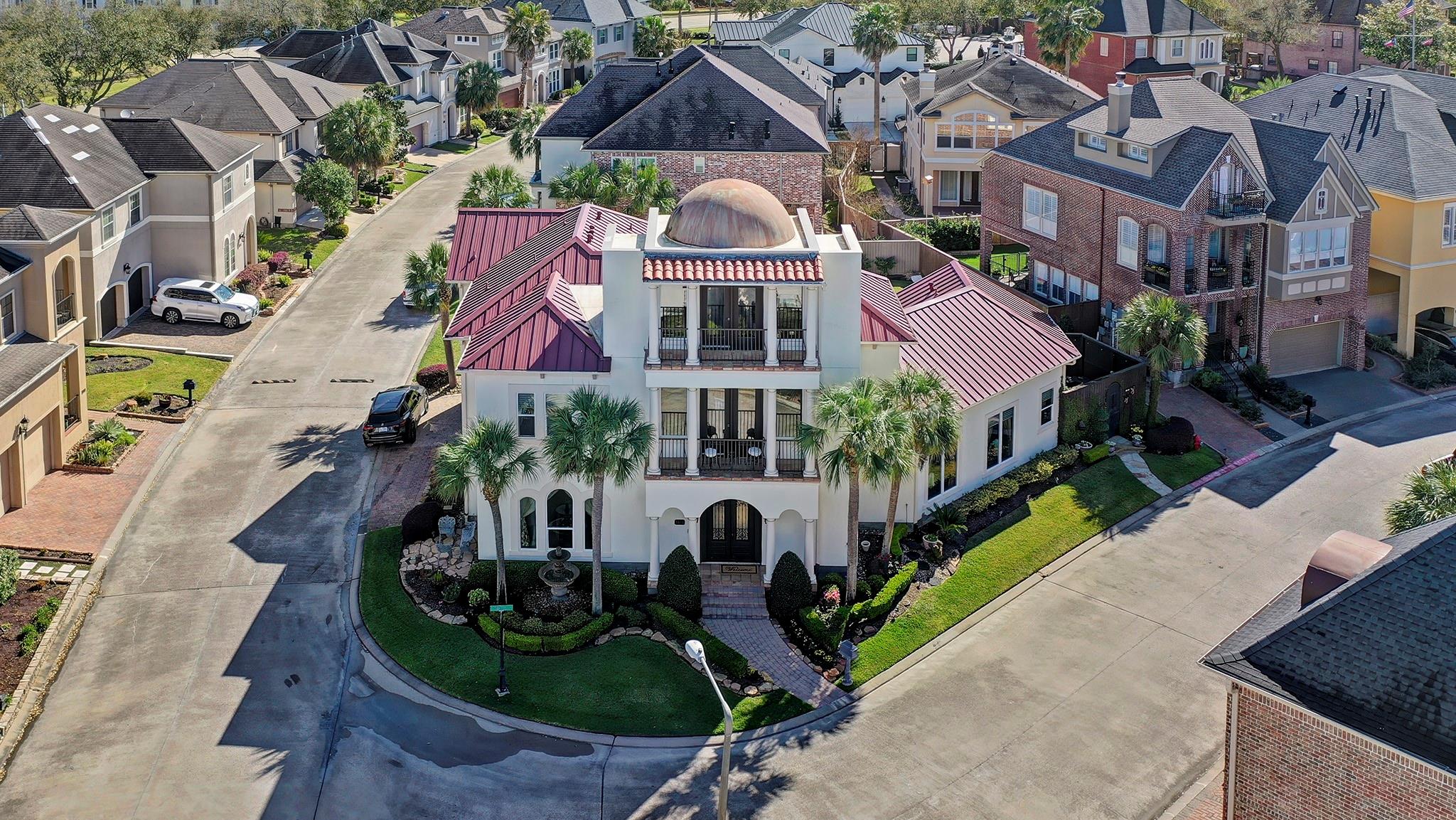 1410 Oceanside Lane