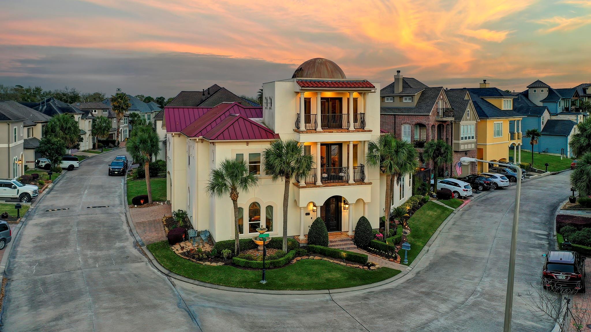 1410 Oceanside Lane