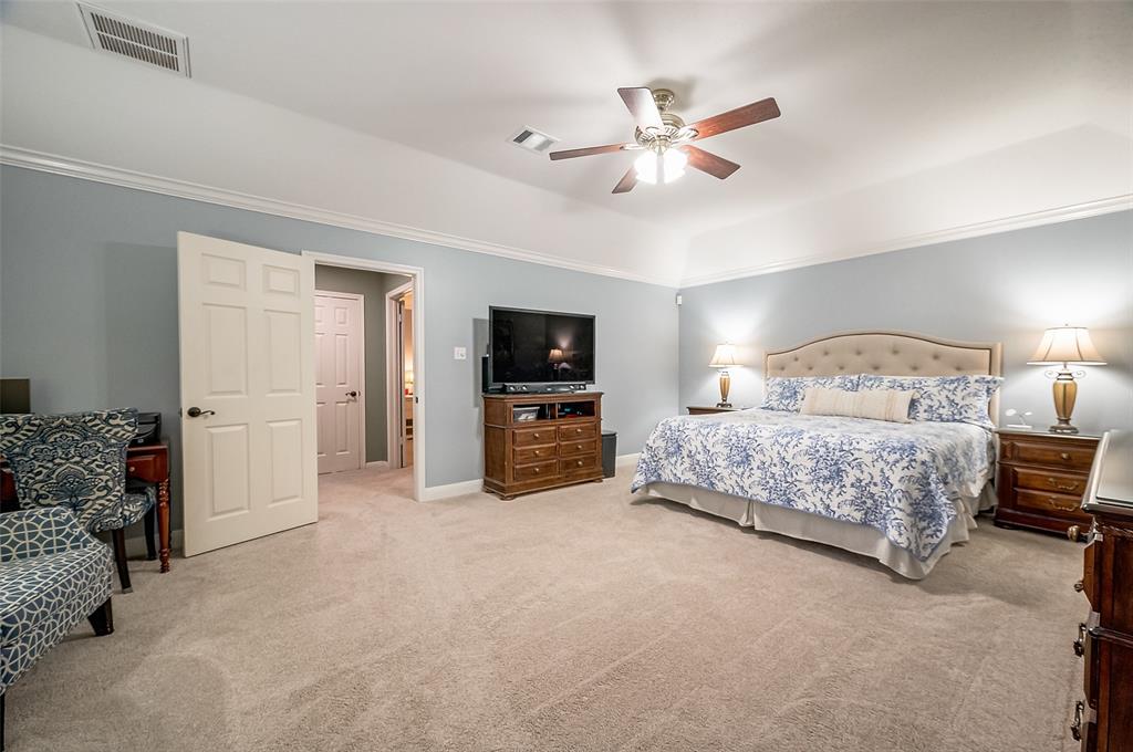 15218 Greenleaf Lane