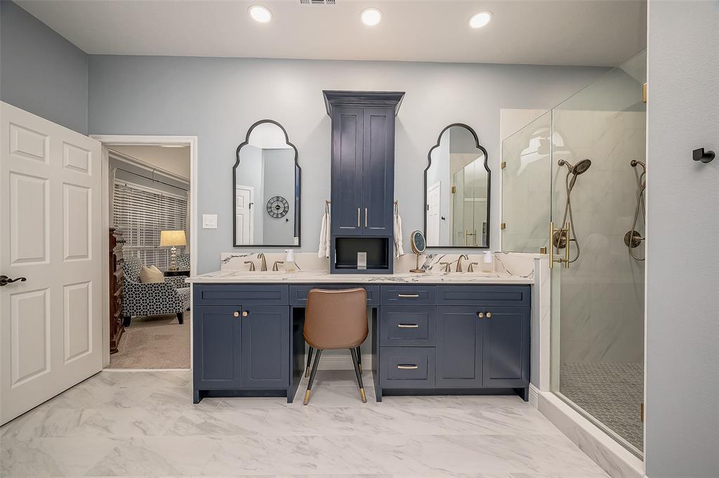15218 Greenleaf Lane