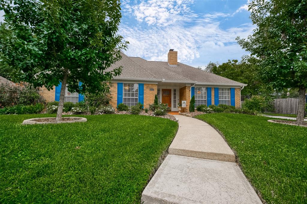 15218 Greenleaf Lane