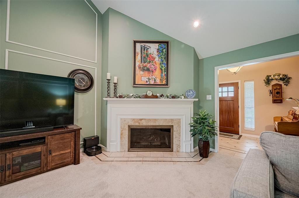 15218 Greenleaf Lane