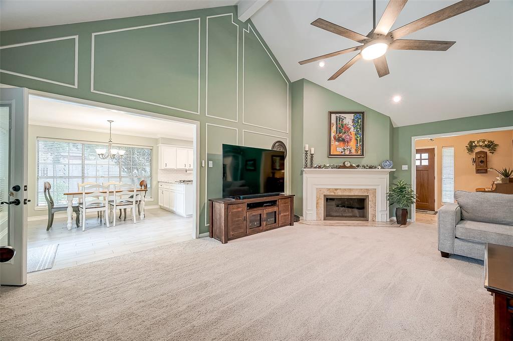 15218 Greenleaf Lane