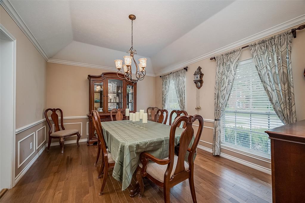 15218 Greenleaf Lane
