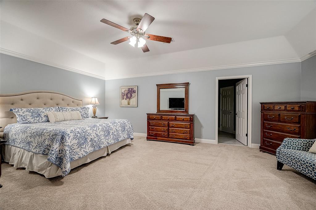 15218 Greenleaf Lane