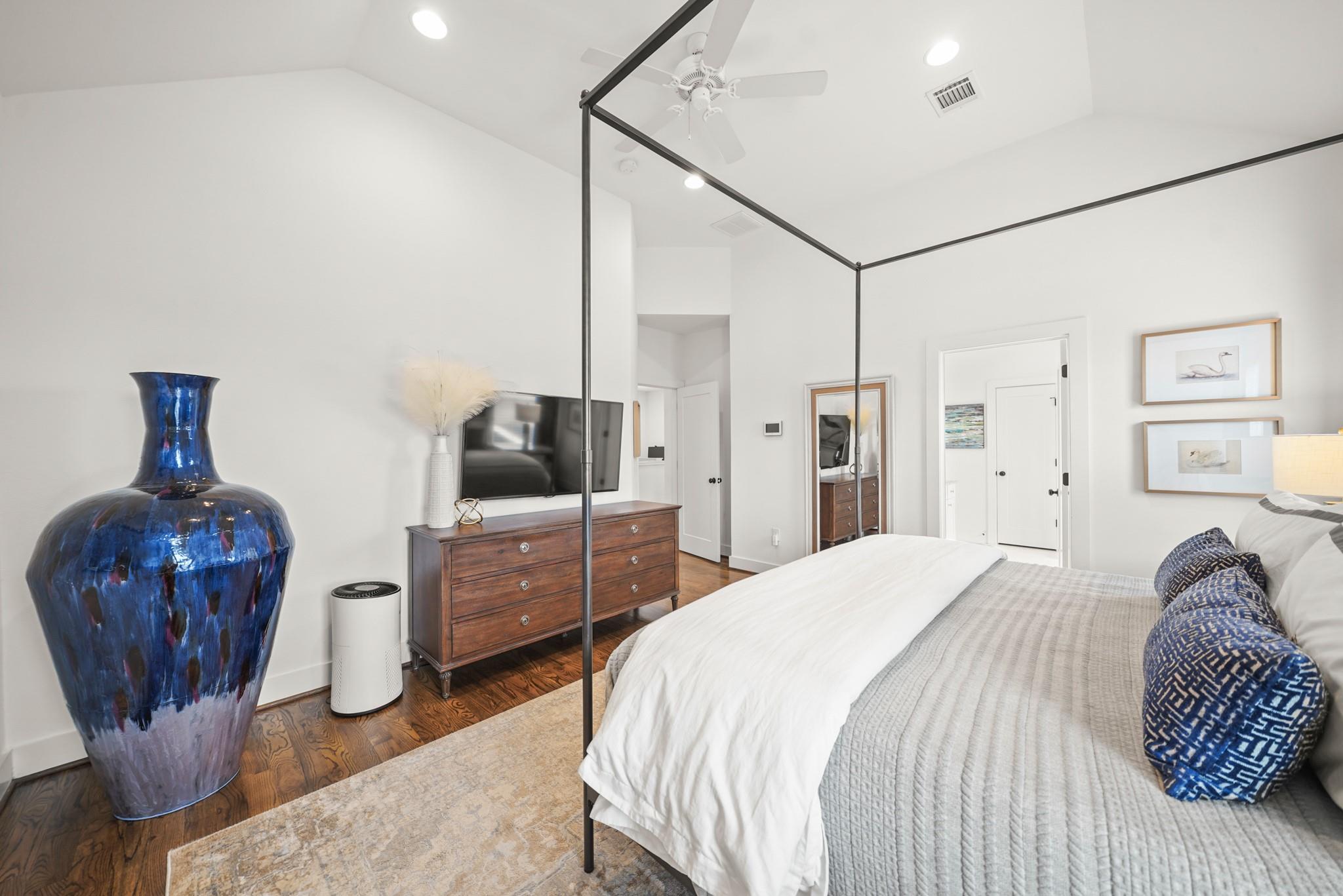 2812 Old Pecan Grove Lane