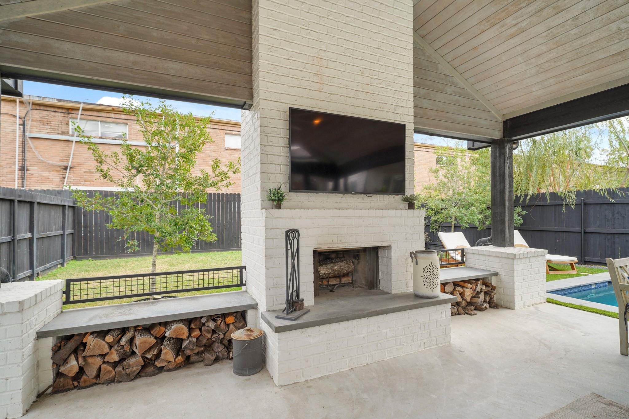 2812 Old Pecan Grove Lane