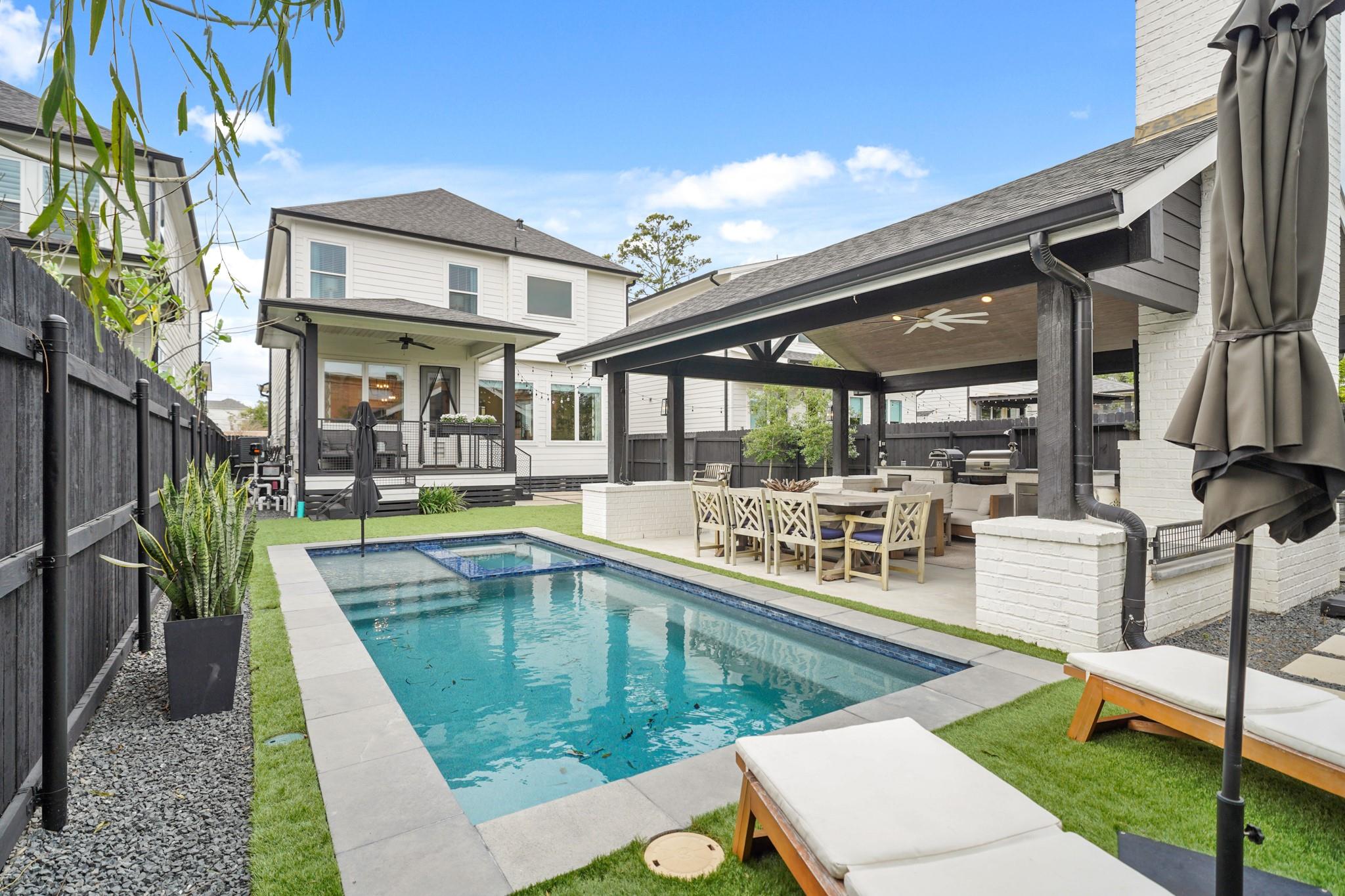 2812 Old Pecan Grove Lane