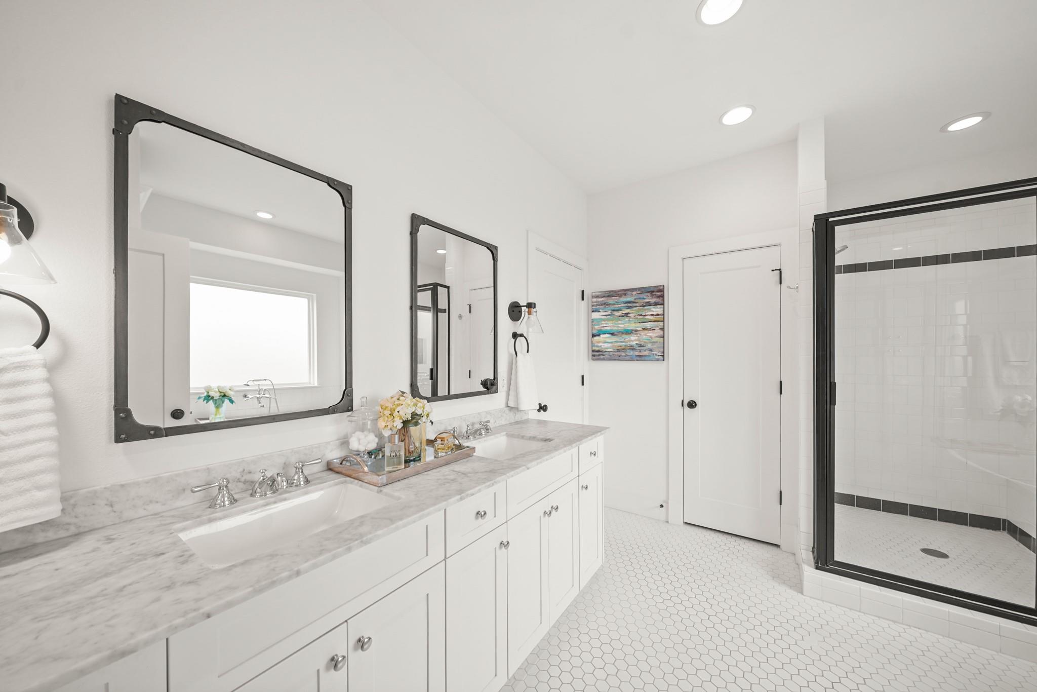 2812 Old Pecan Grove Lane