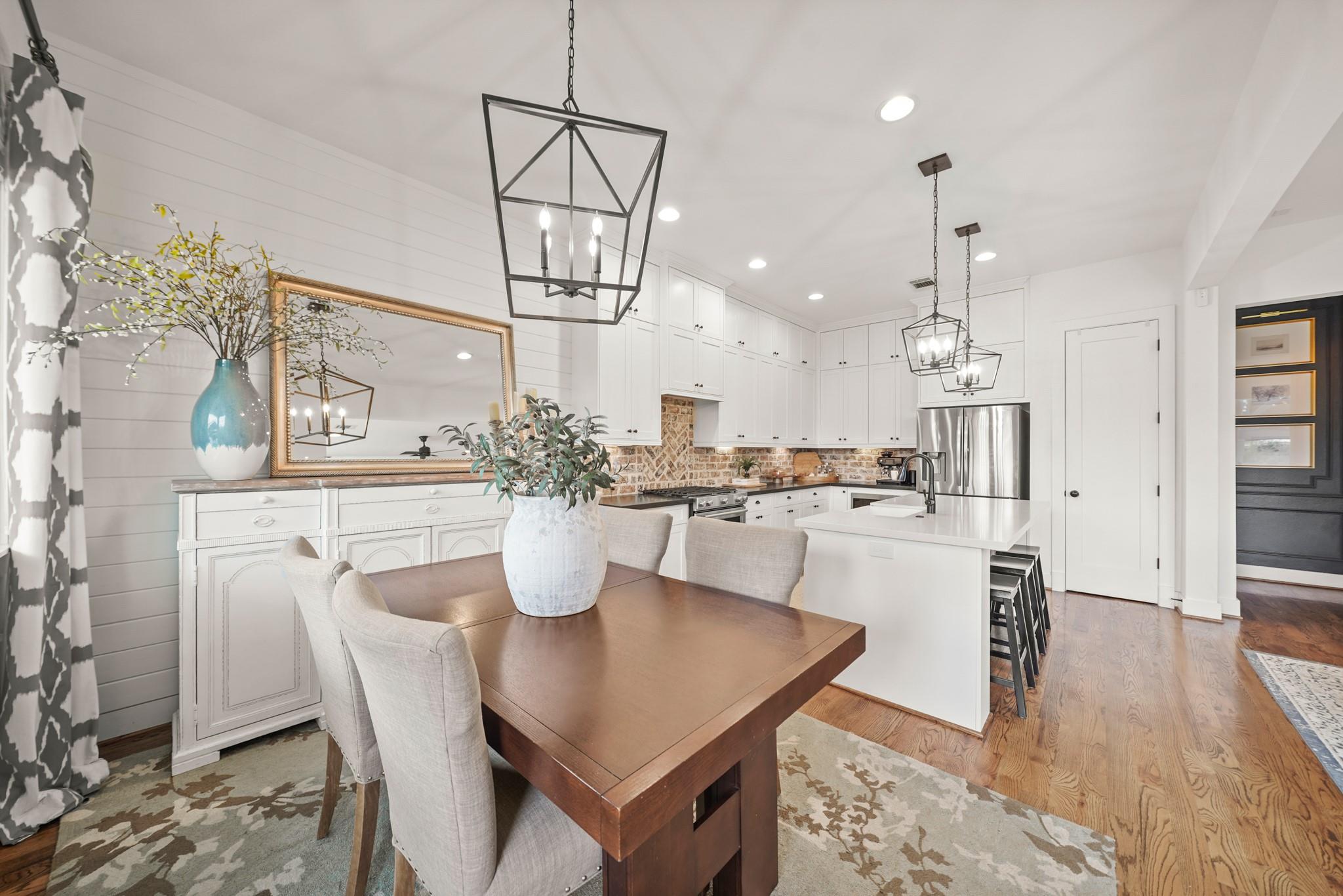 2812 Old Pecan Grove Lane