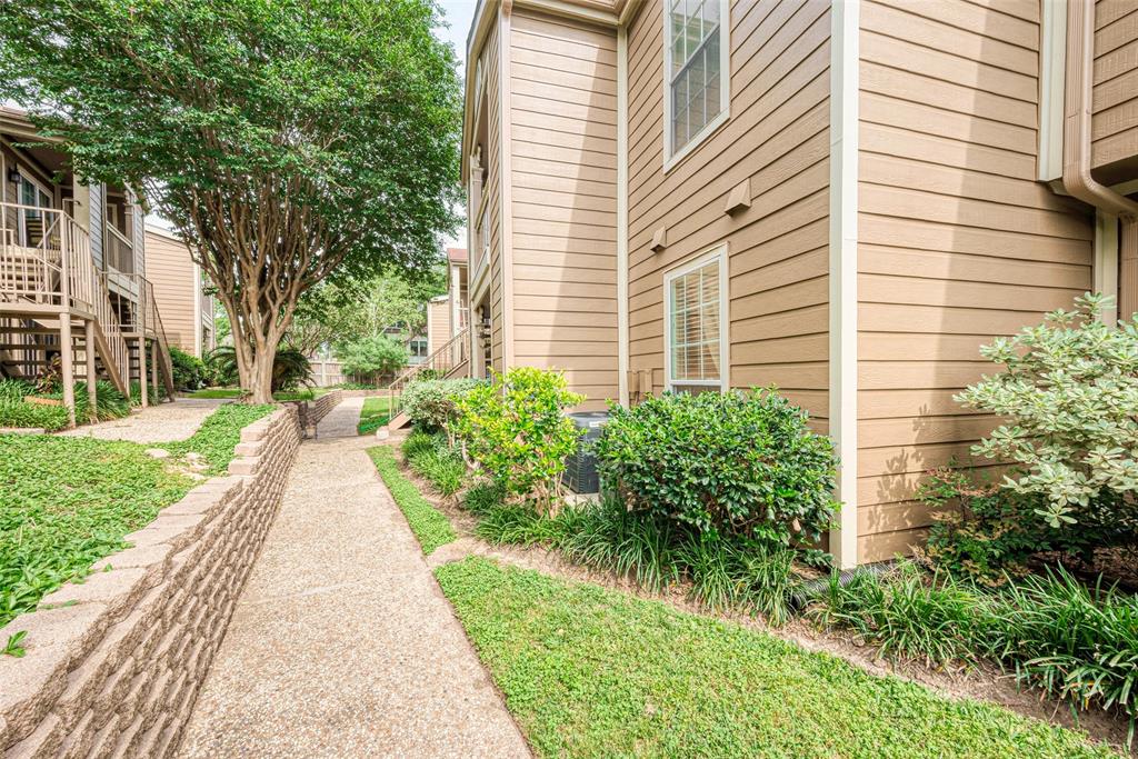 1860 White Oak Drive # 349