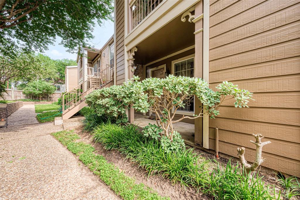 1860 White Oak Drive # 349