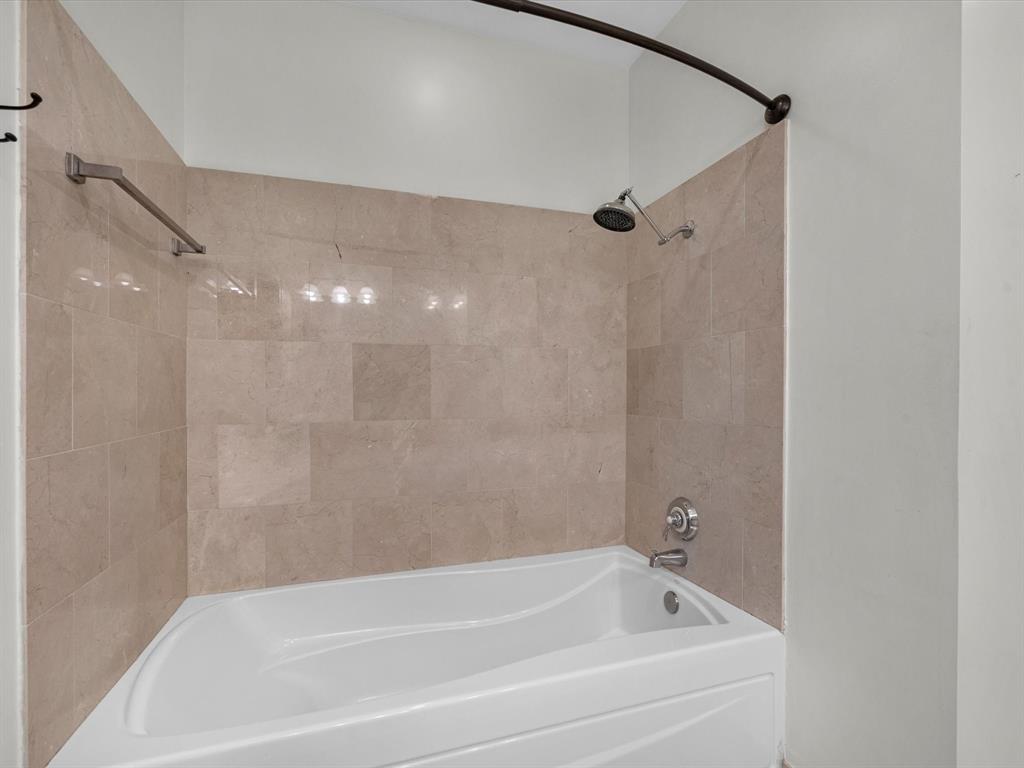 1616 Fountain View # 409