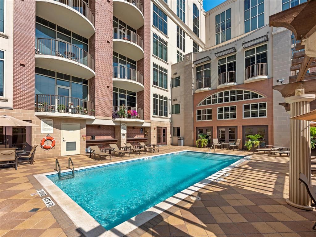 1616 Fountain View # 409
