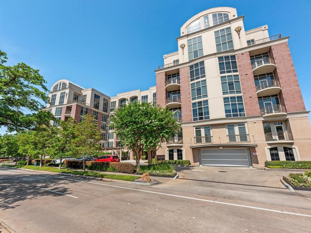 1616 Fountain View # 409