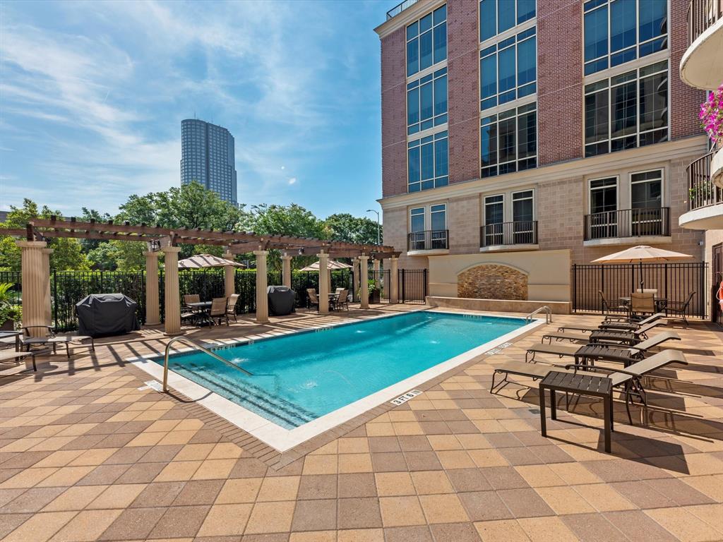 1616 Fountain View # 409