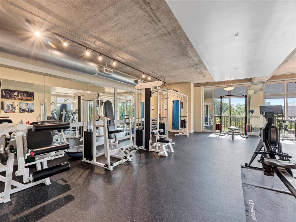 1616 Fountain View # 409