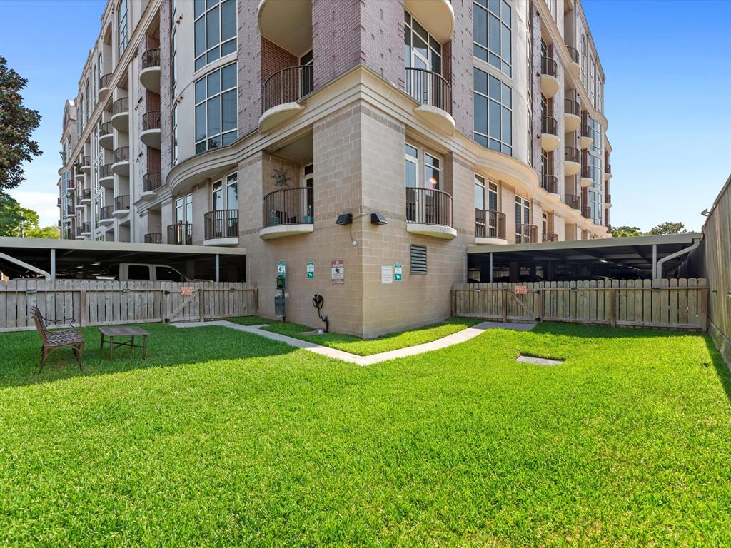 1616 Fountain View # 409