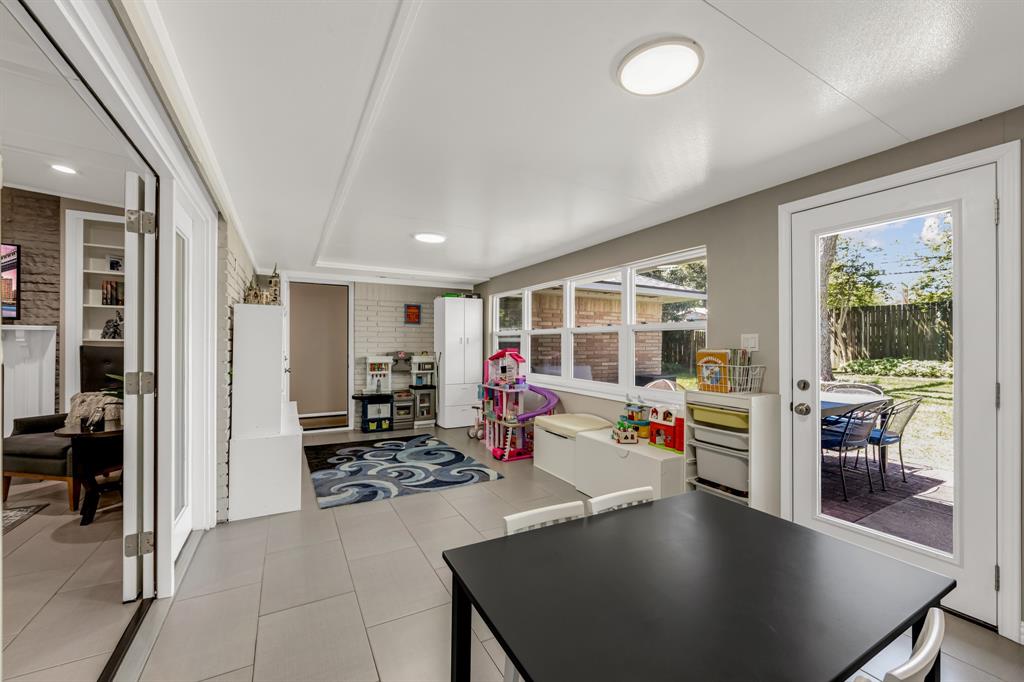 11430 Endicott Lane