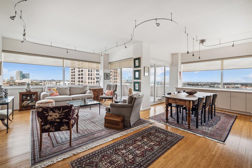 5000 Montrose Boulevard # 13G