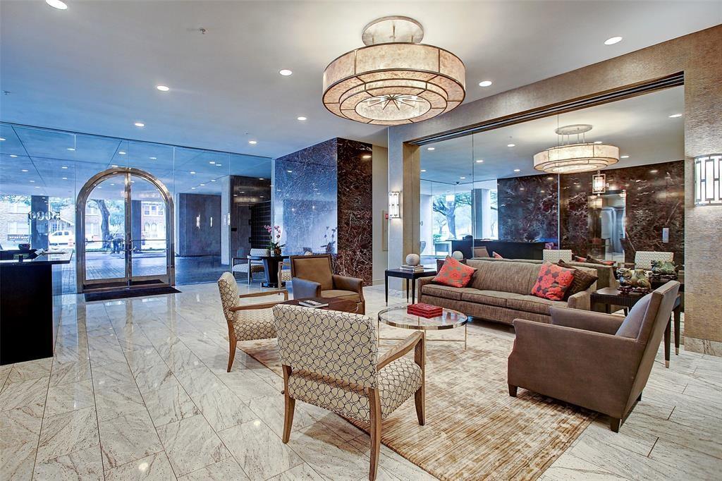 5000 Montrose Boulevard # 13G