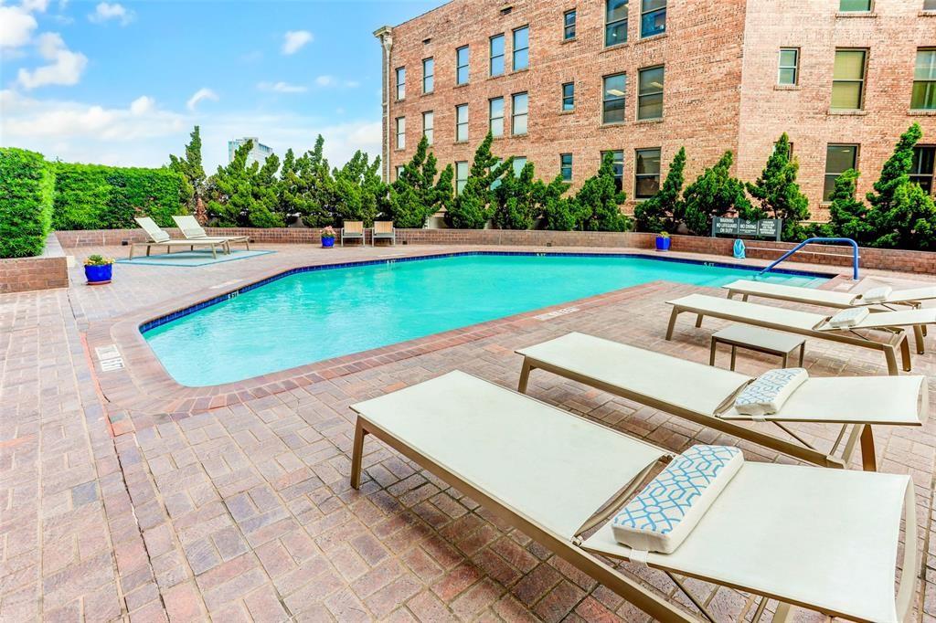 5000 Montrose Boulevard # 13G