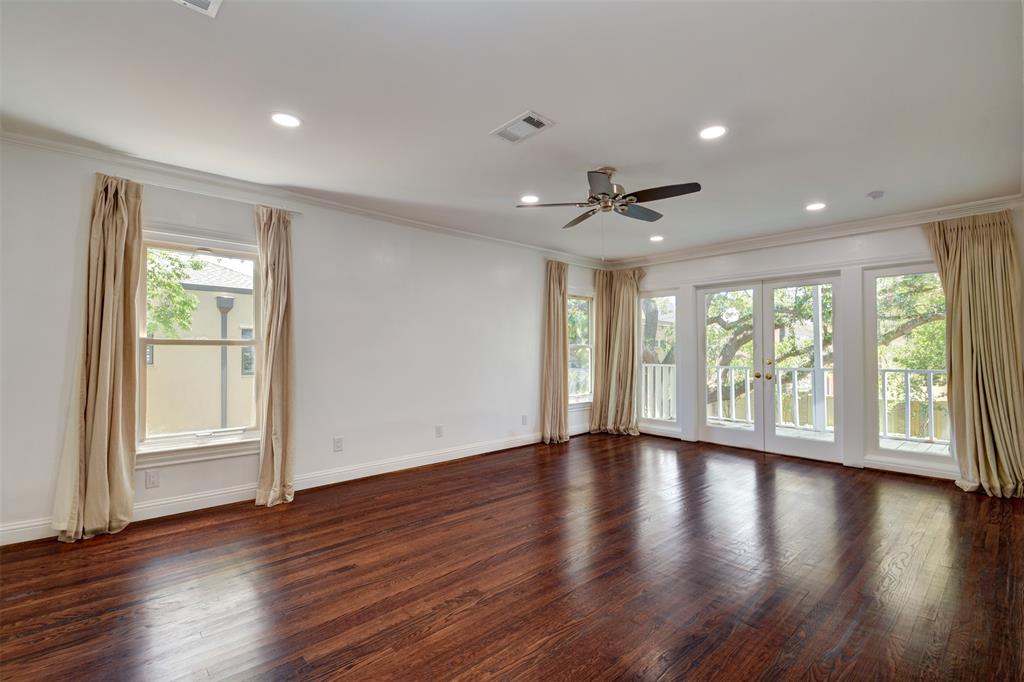 3245 Locke Lane