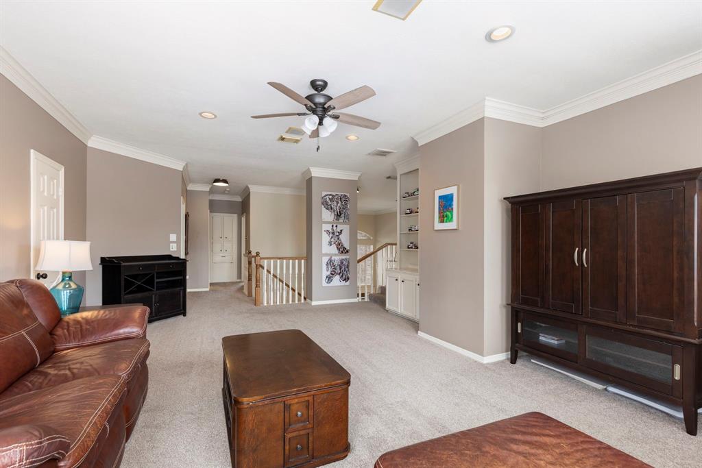 44 Champions Bend Circle