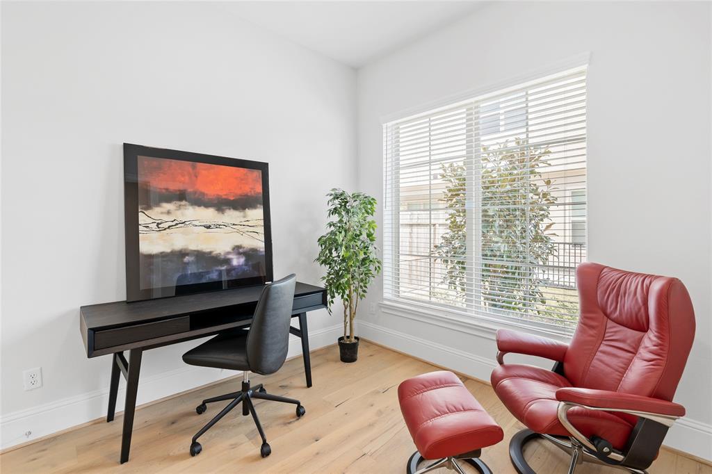 2215 W Fall Run Park Drive