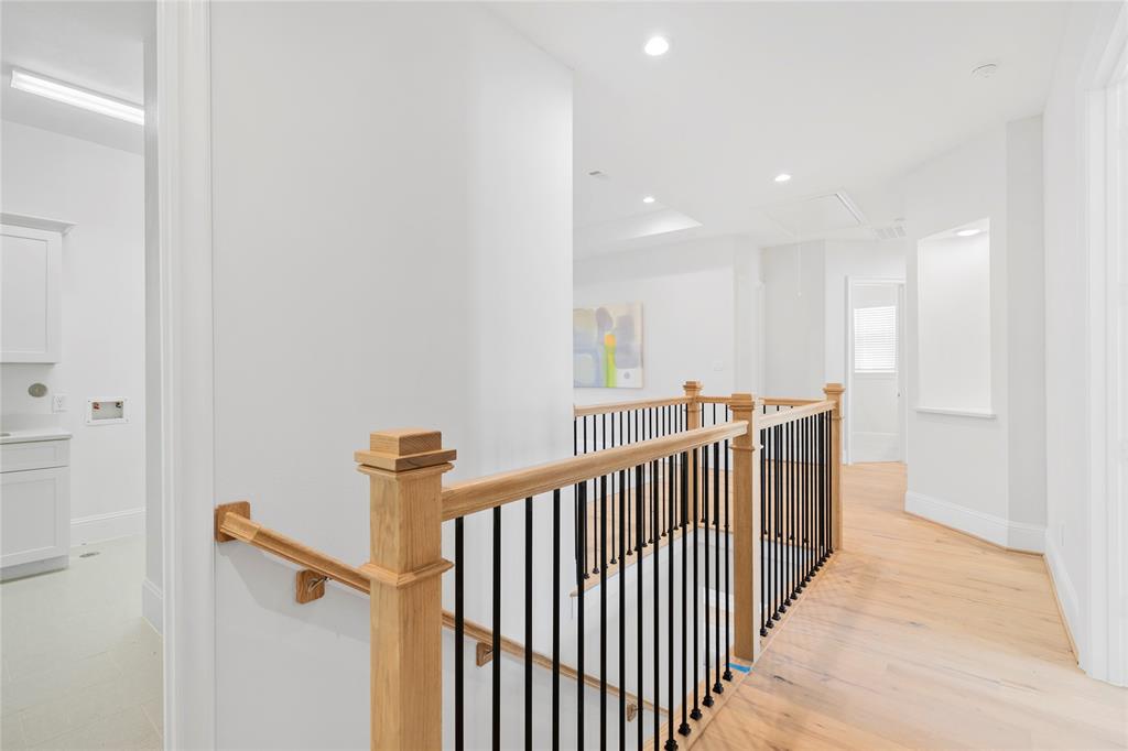 2215 W Fall Run Park Drive