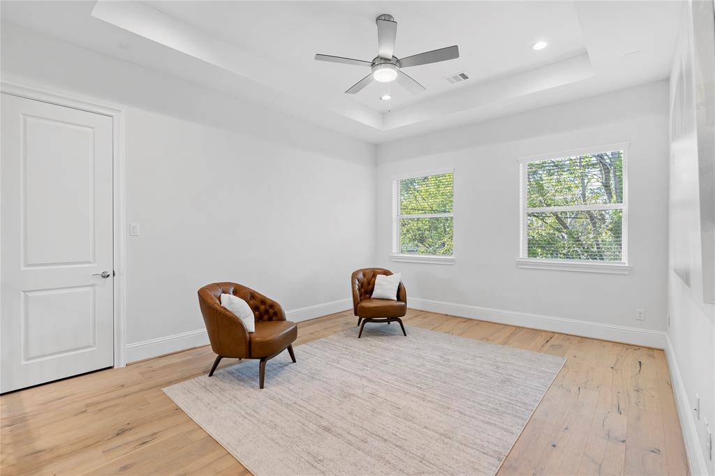 2215 W Fall Run Park Drive