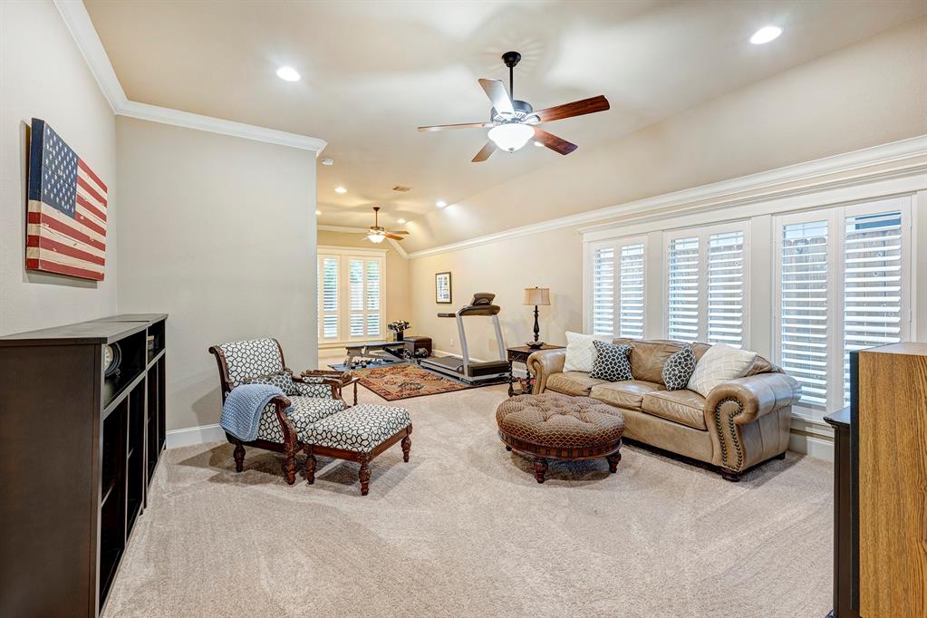 1729 Viking Drive