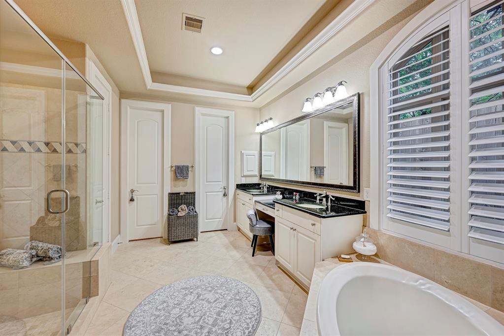 1729 Viking Drive