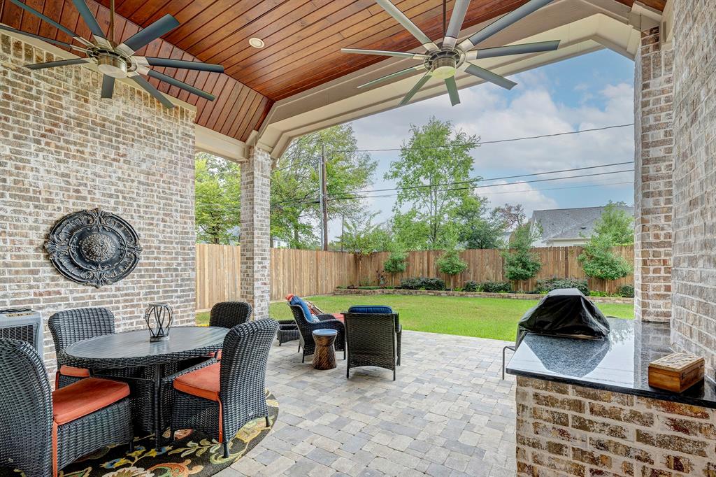 1729 Viking Drive