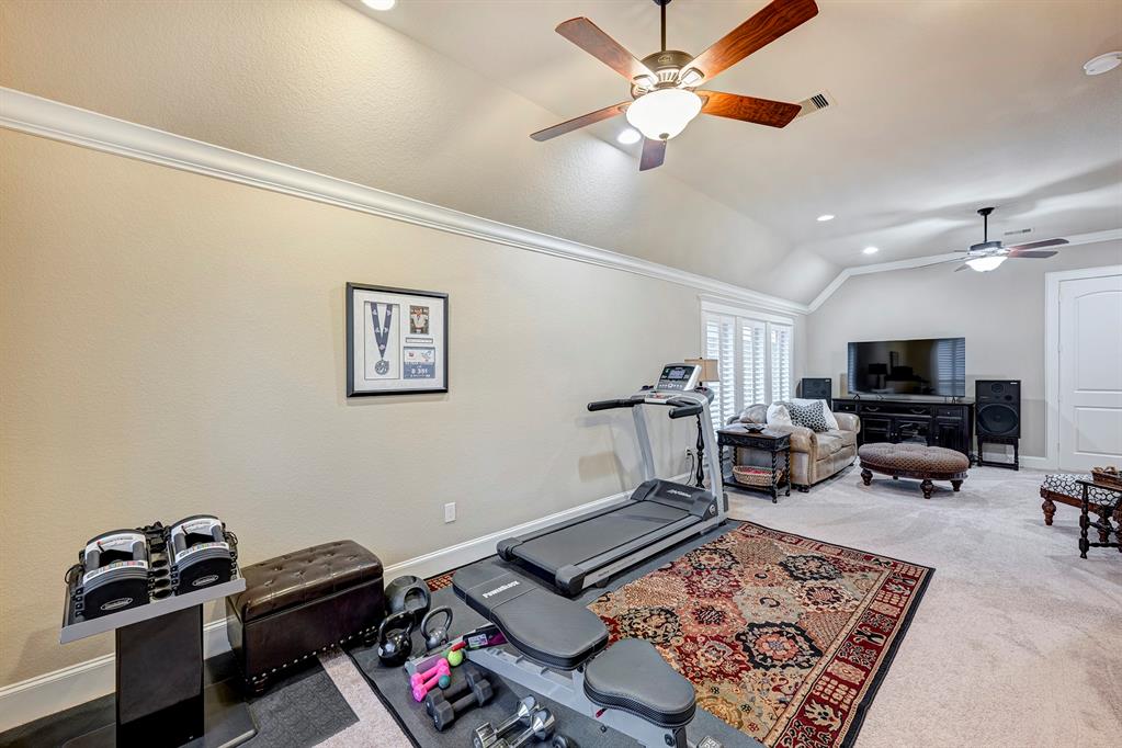 1729 Viking Drive
