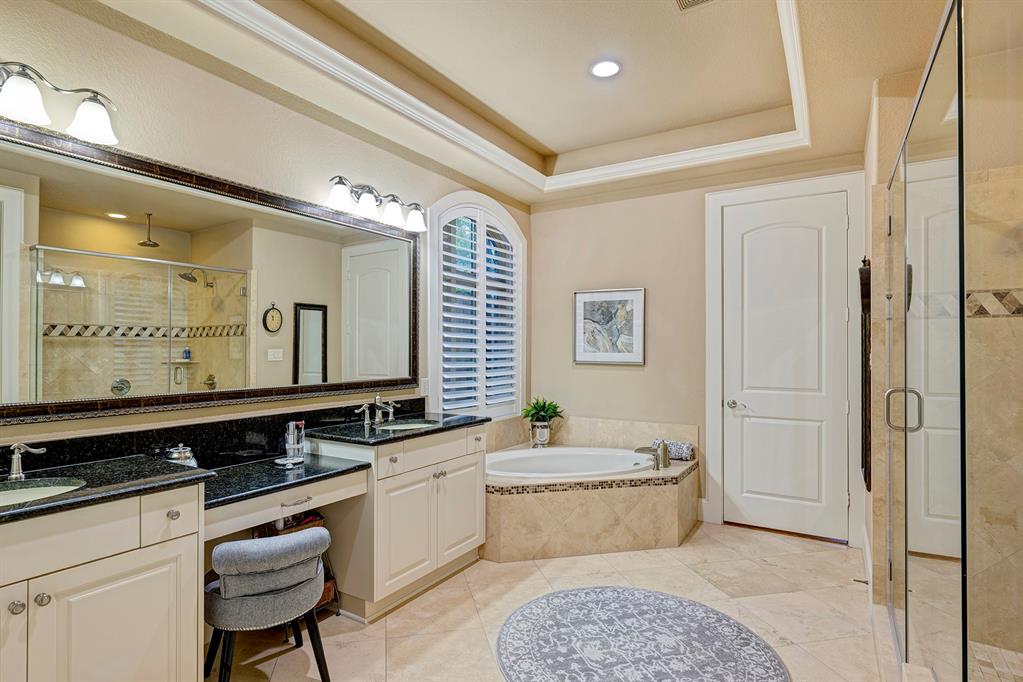 1729 Viking Drive