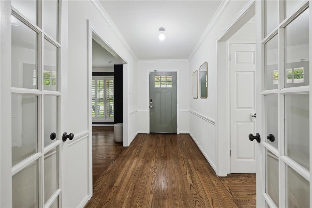 10043 Overbrook Lane