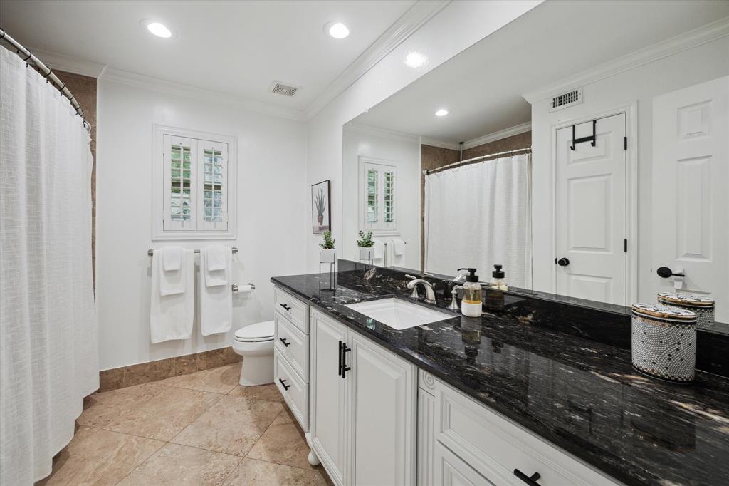 10043 Overbrook Lane