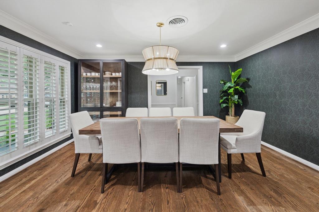 10043 Overbrook Lane