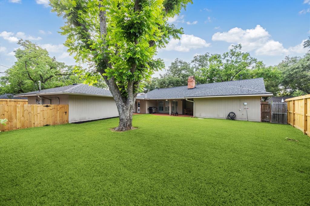 10043 Overbrook Lane