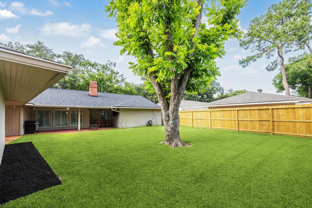 10043 Overbrook Lane