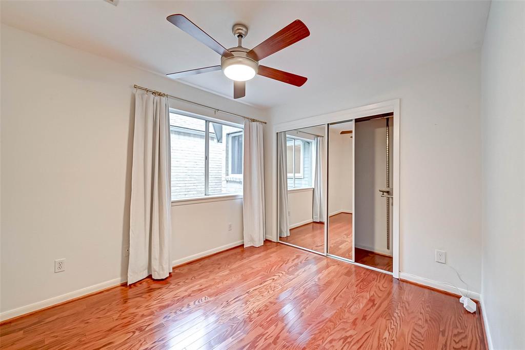 1551 Cortlandt Street