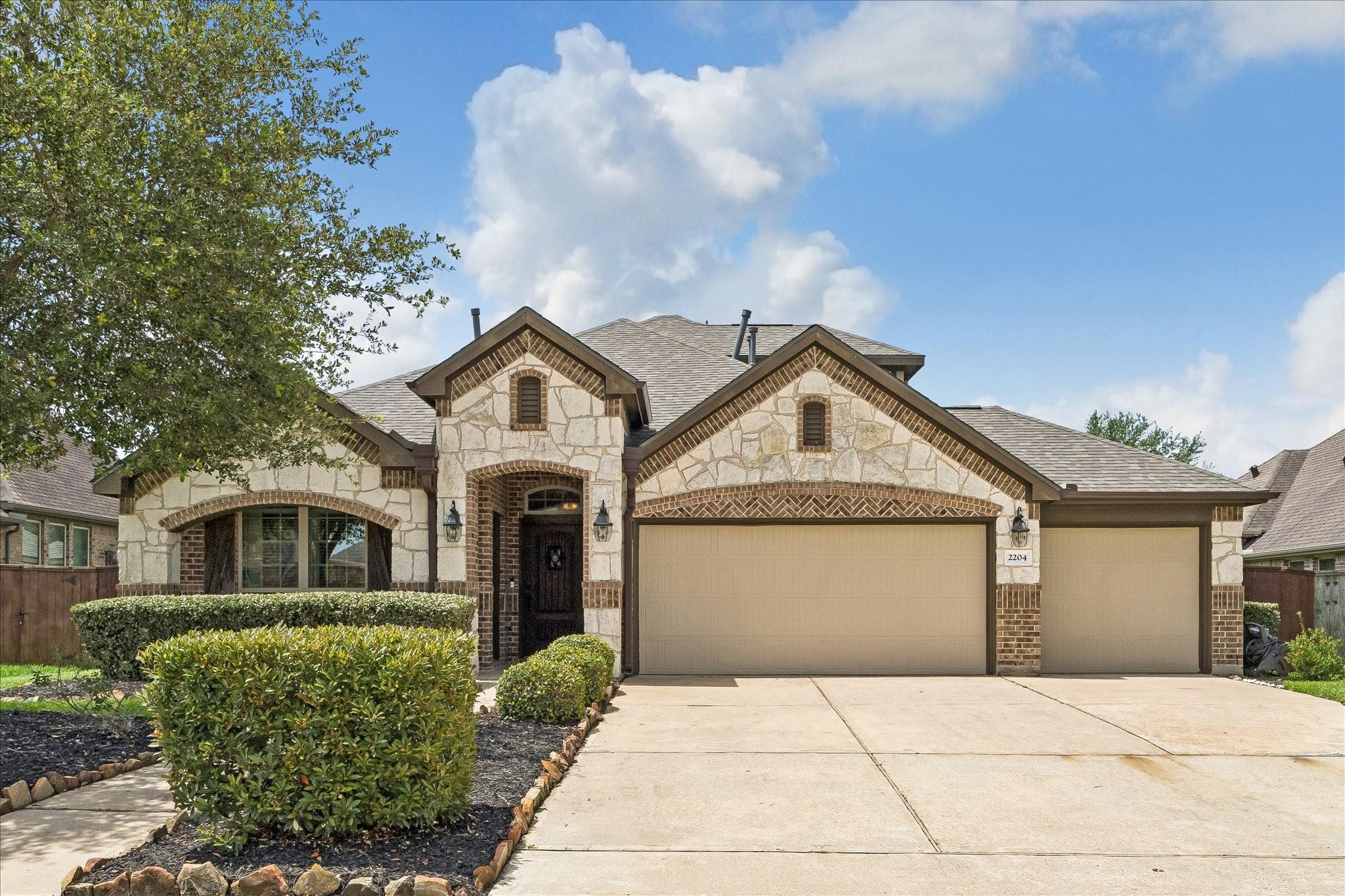 2204 Meadow Wind Drive