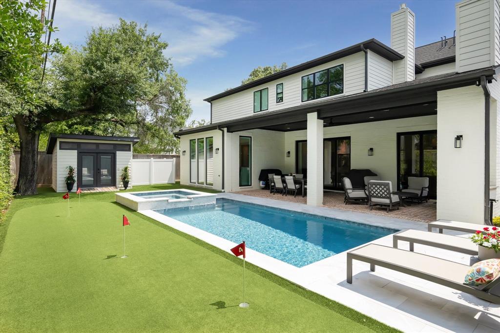 1505 Pine Chase Drive