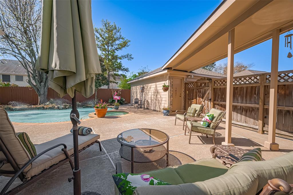 11231 Chestnut Woods Trail