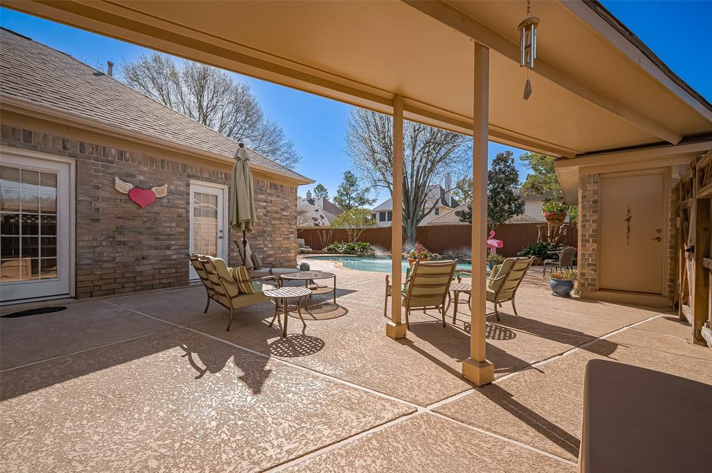 11231 Chestnut Woods Trail